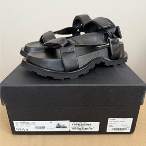 Jil Sander platform leather sandals. Size 9 US / 39 EUR